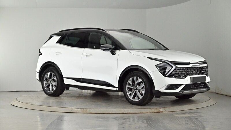 White Used 2023 Kia Sportage GT-Line S SUV | £29,450 (Good price) - Image 1/4