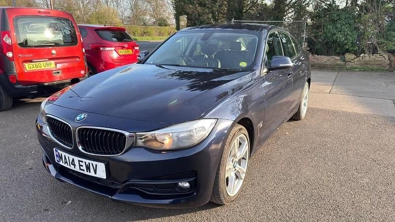Used BMW 320 2014 Blue Hatchback