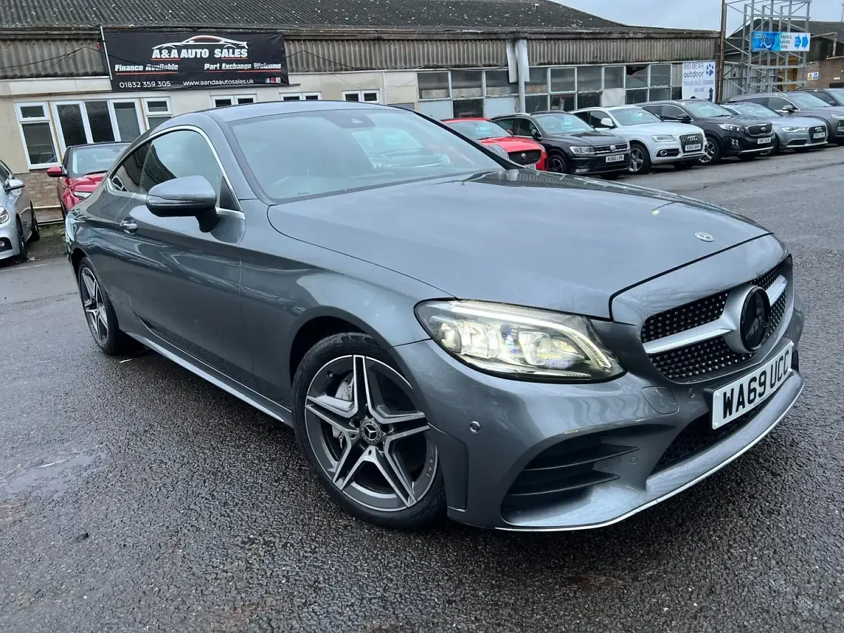 Used Mercedes C300 AMG Line Premium 245 HP (180 kW) 2019 Grey Coupe