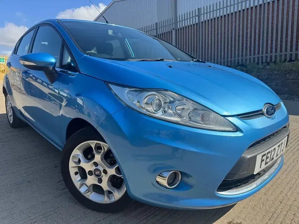 Used Ford Fiesta Zetec 81 HP (59 kW) 2012 Blue Hatchback
