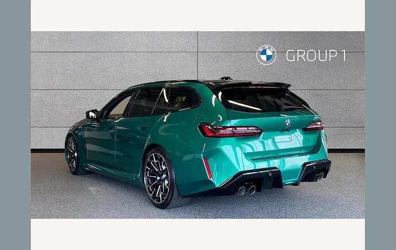 Used BMW M5 Comfort Edition 727 HP (534 kW) 2025 Green Estate