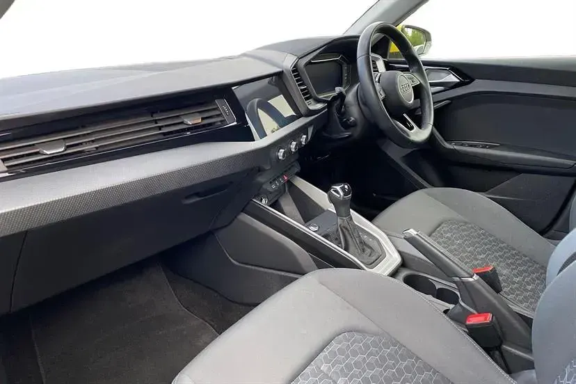 Gebraucht Audi A1 Sport 110 PS (80 kW) 2023 Schwarz SUV