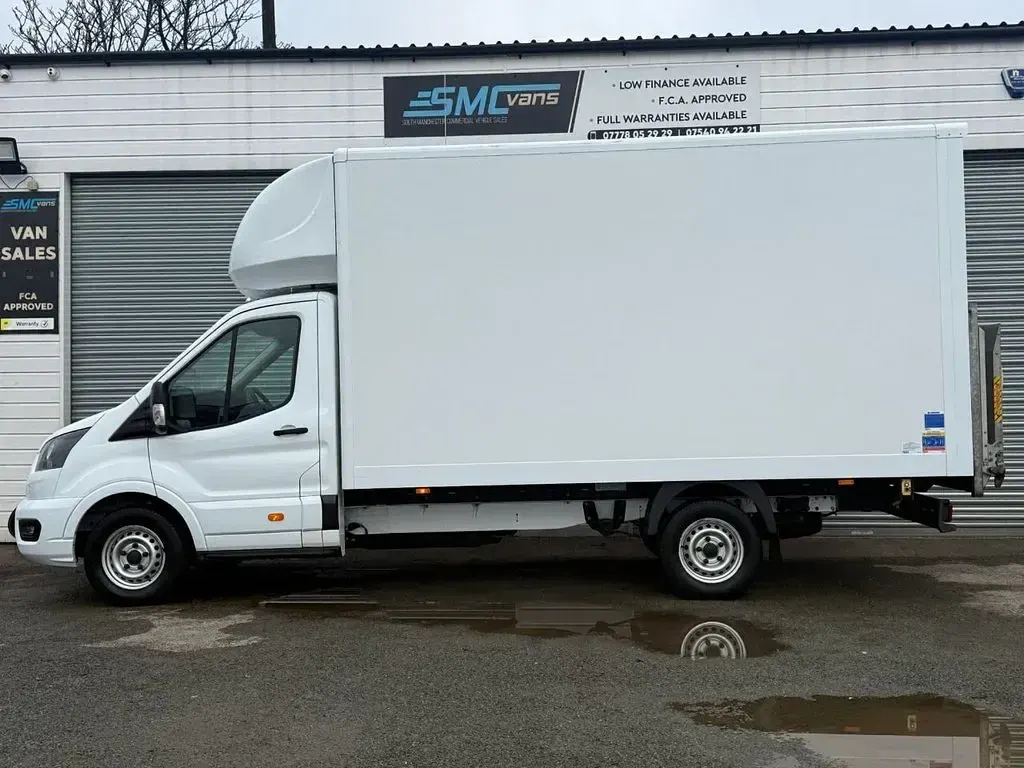 Used Ford Transit 130 HP (95 kW) 2021 White Cabriolet