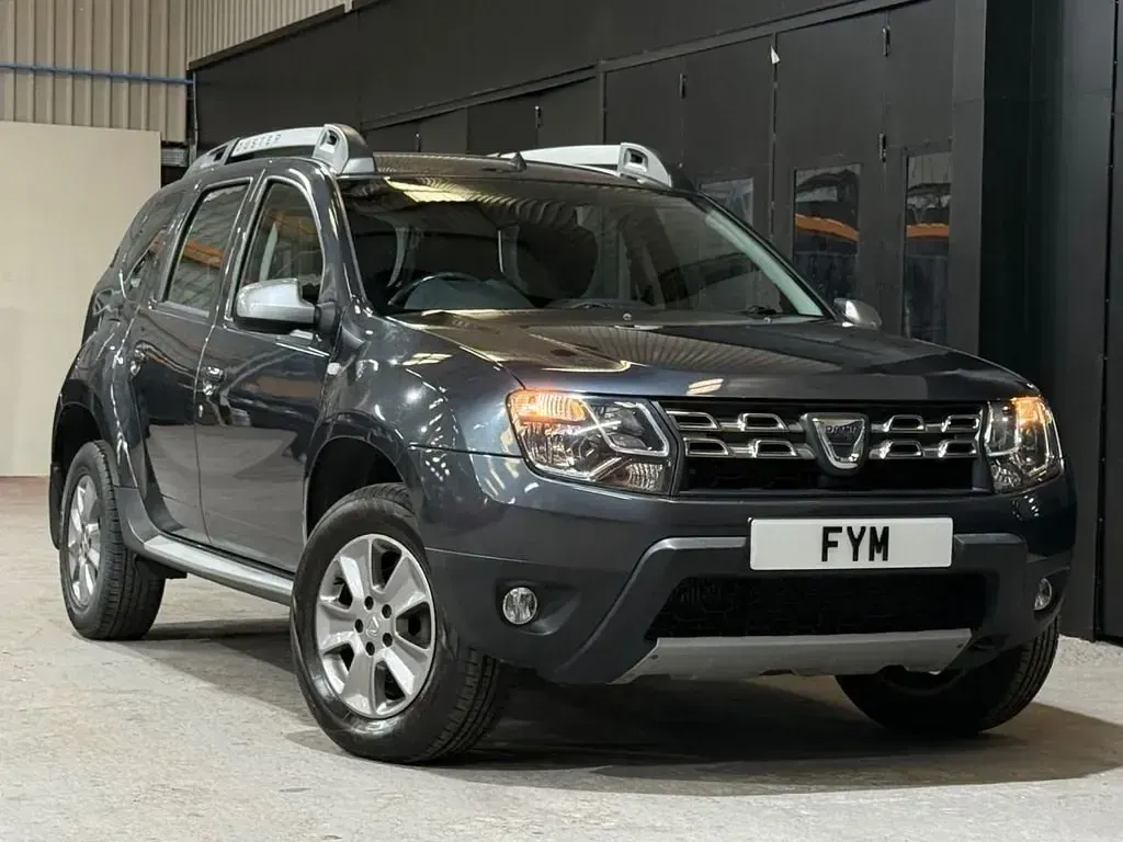 Begagnad Dacia Duster Lauréate 2016 Grå SUV