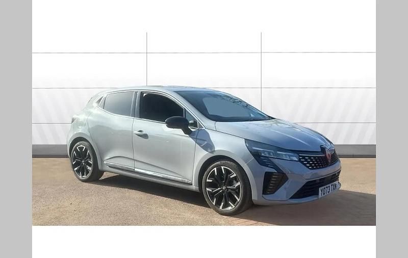 Used Renault Clio V Techno 143 HP (105 kW) 2023 Grey Hatchback