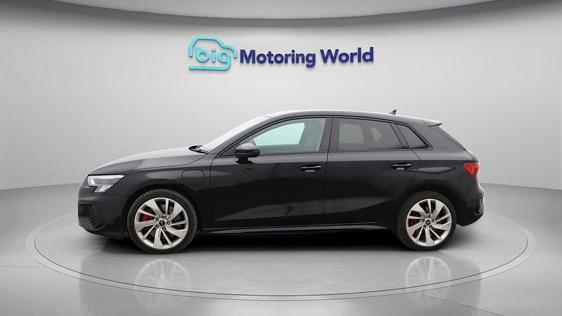 Used Audi A3 Sportback e-tron Competition 241 HP (177 kW) 2021 Hatchback