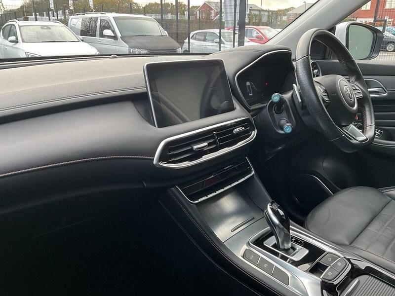 Used MG HS Exclusive 162 HP (119 kW) 2022 White SUV