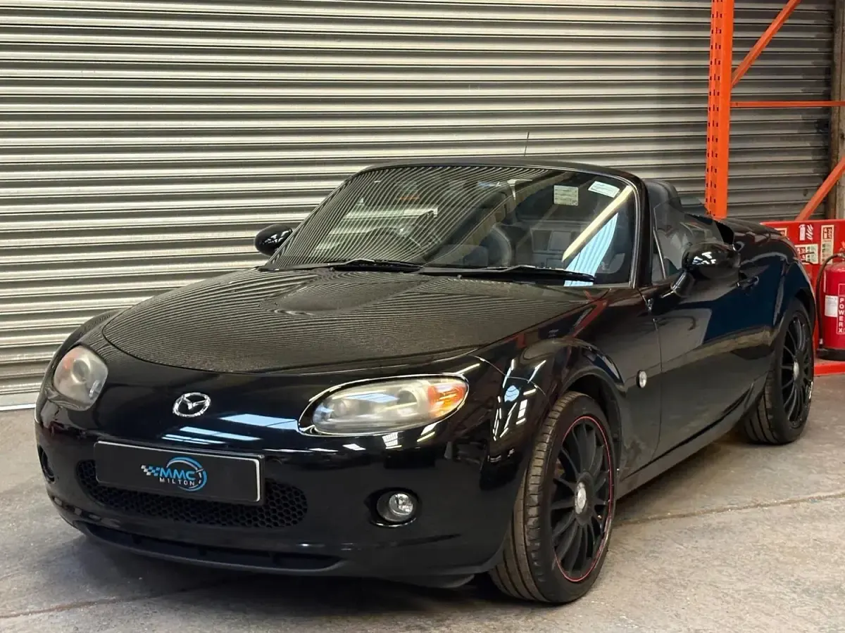 Used Mazda MX5 Inclusive 160 HP (117 kW) 2007 Black Cabriolet