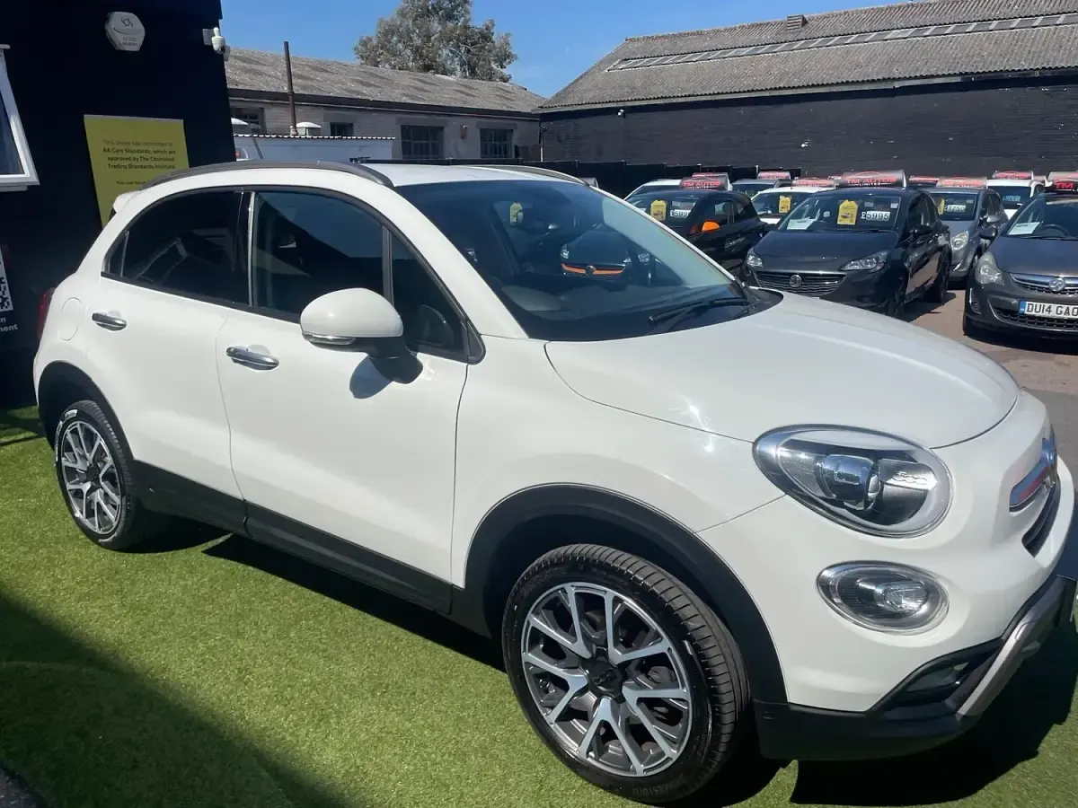 Used Fiat 500X Cross Plus 170 HP (125 kW) 2016 White SUV