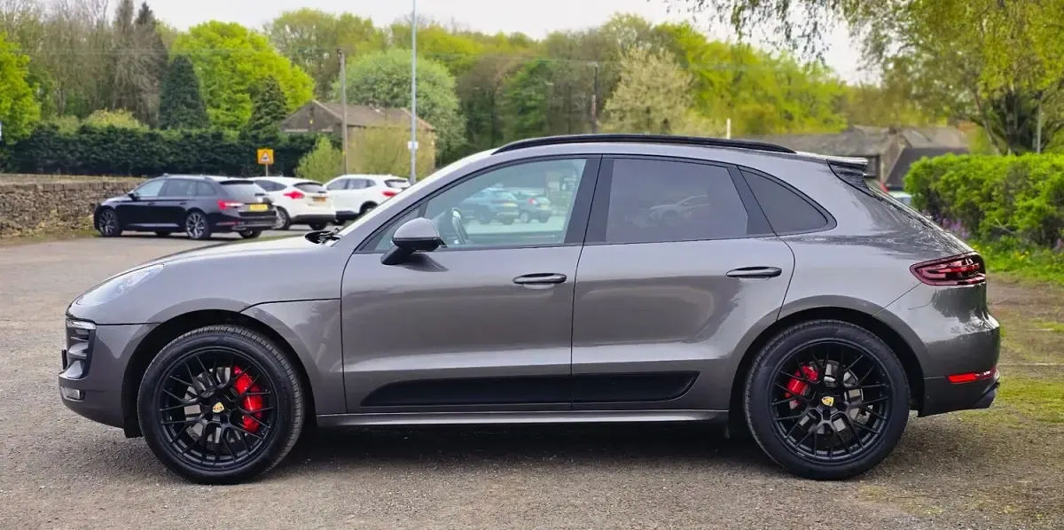 Used Porsche Macan 360 HP (264 kW) 2018 Grey SUV