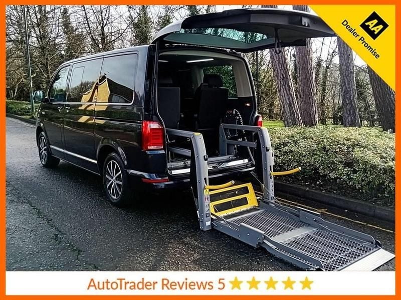 Used VW Caravelle Executive 150 HP (110 kW) 2018 Blue MPV