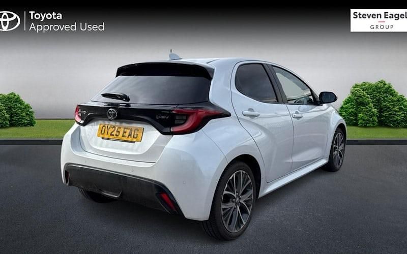 Used Toyota Yaris Hybrid 116 HP (85 kW) 2025 Hatchback