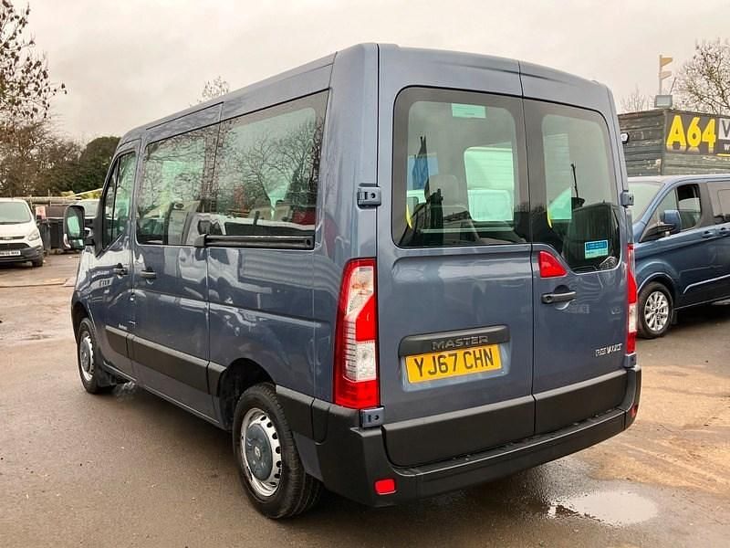 Used Renault Master Business 110 HP (80 kW) 2017 Blue Van