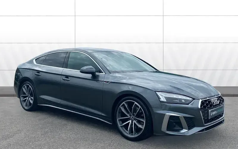 Gebraucht Audi A5 Sportback S-Line 163 PS (119 kW) 2024 Kleinwagen