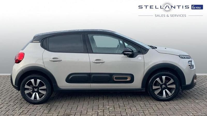 Used Citroën C3 PureTech 82 HP (60 kW) 2022 Brown Hatchback