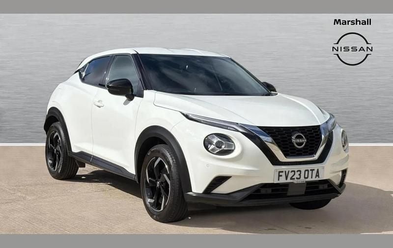 Used Nissan Juke N-Connecta 114 HP (83 kW) 2023 White SUV