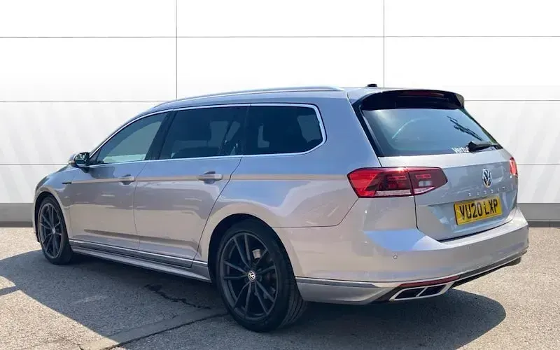 Used VW Passat R-line 190 HP (139 kW) 2020 Silver Estate