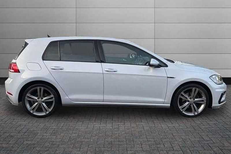 Used VW Golf VII R-line 150 HP (110 kW) 2019 Indium grey Hatchback
