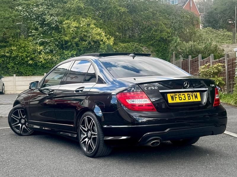 Used Mercedes C250 AMG 204 HP (150 kW) 2013 Black Sedan