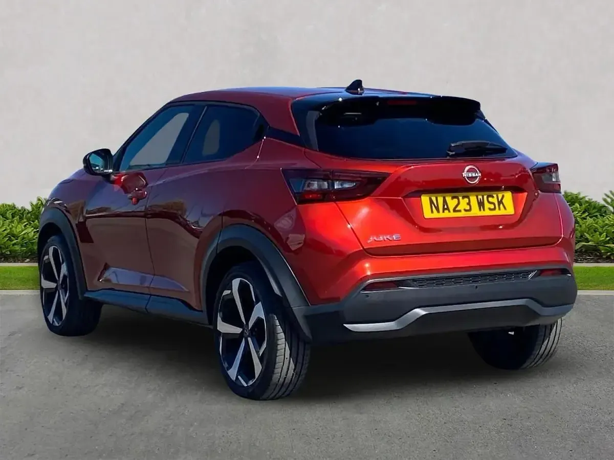 Used Nissan Juke Tekna 2023 Red SUV