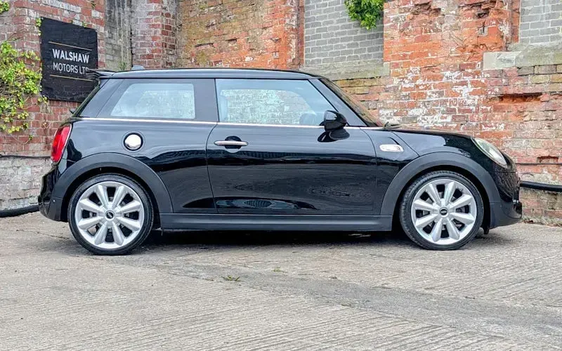 Used Mini Cooper S Hatch 170 HP (125 kW) 2017 Hatchback