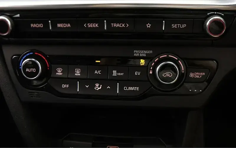 Used Kia e-Niro 100 kW (136 HP) 2021 Black SUV