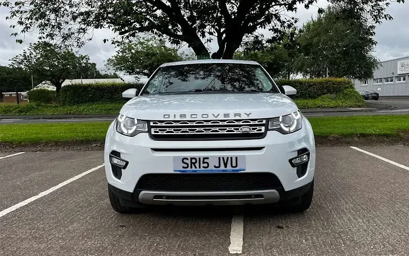 Used Land Rover Discovery Sport HSE 190 HP (139 kW) 2015 White SUV