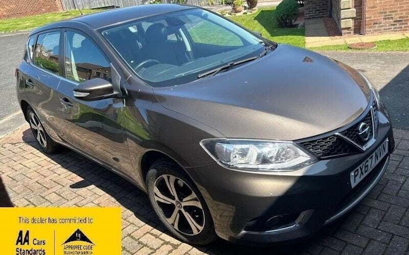 Bronze Used 2016 Nissan Pulsar Acenta Hatchback | £7,280 (Fair price) - Image 1/4