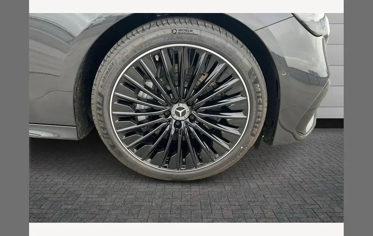 Used Mercedes E300 Urban 313 HP (230 kW) 2026 Grey Estate