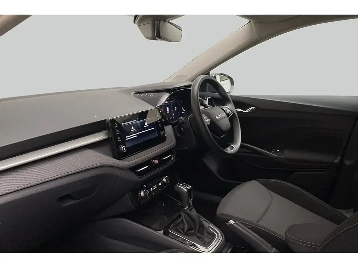 Used Skoda Fabia Design Edition 85 HP (62 kW) 2025 Race blue metallic graphite grey metallic Hatchback