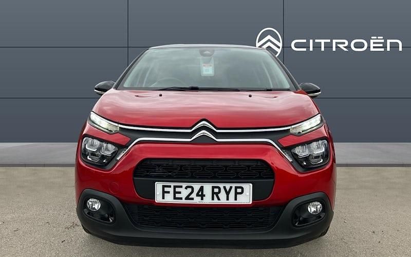 Used Citroën C3 PureTech 83 HP (61 kW) 2024 Red Hatchback