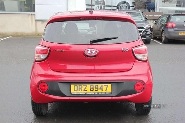 Used Hyundai i10 Premium 87 HP (63 kW) 2019 Red Hatchback