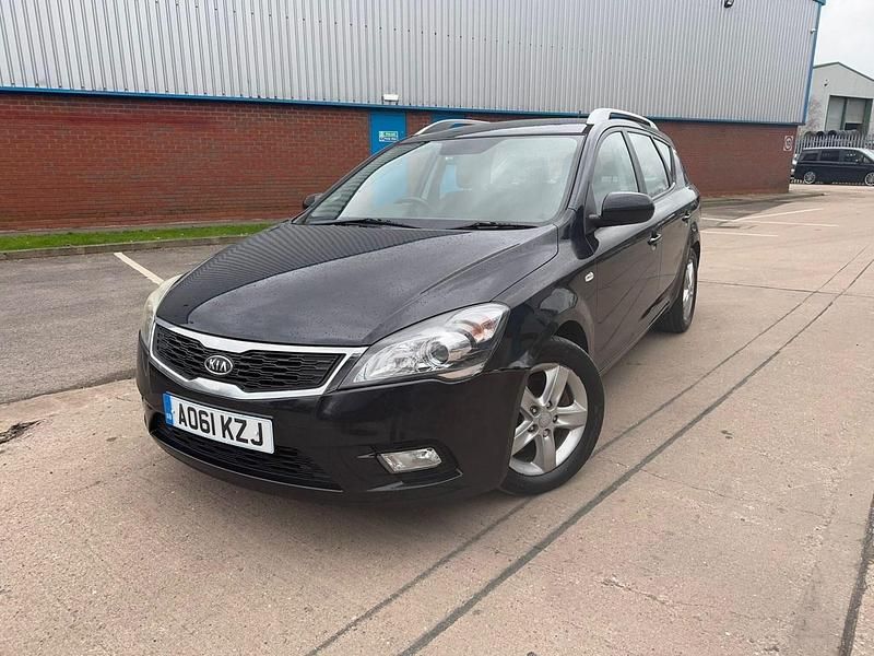 Used Kia Ceed 2011 Black Hatchback
