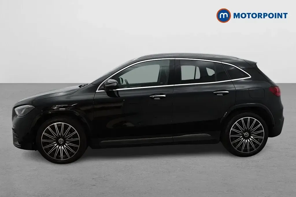 Used Mercedes GLA200 AMG Line Premium Plus 150 HP (110 kW) 2024 Black SUV