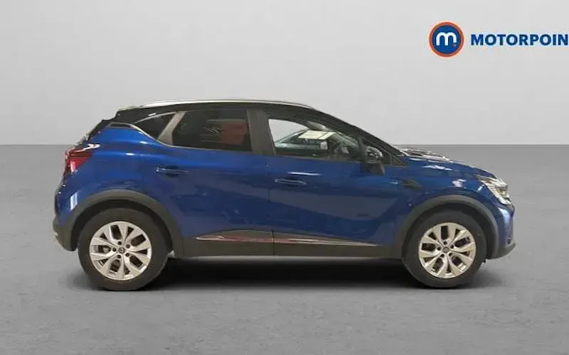Used Renault Captur Iconic 131 HP (96 kW) 2020 Blue/black SUV