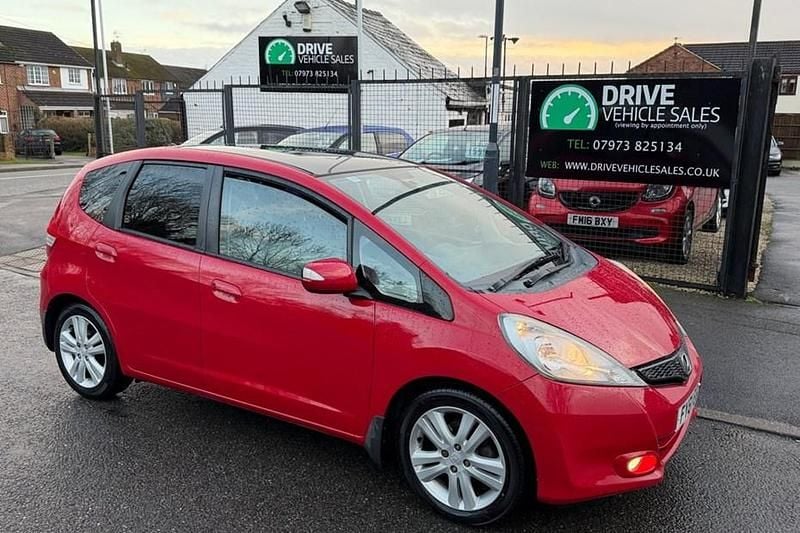 Red Used 2011 Honda Jazz EX Hatchback | £5,999 (Good price) - Image 1/1