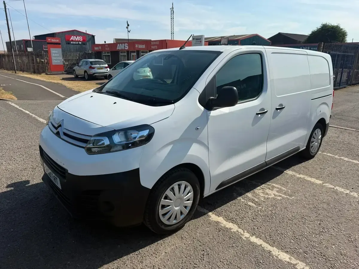 Used Citroën Dispatch 2021 White MPV