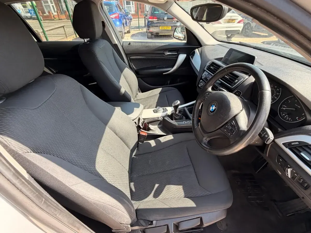 Used BMW 116 Efficient Dynamics 116 HP (85 kW) 2016 Silver Hatchback
