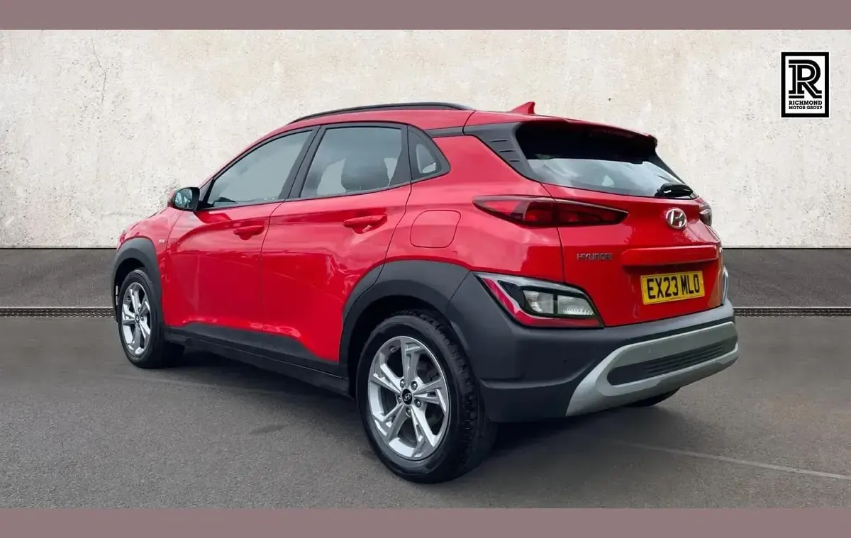 Used Hyundai Kona SE 117 HP (86 kW) 2023 Red SUV