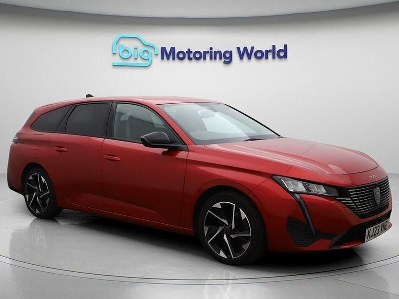 Red Used 2023 Peugeot 308 SW Allure Premium Estate | £13,900 (Good price) - Image 1/4