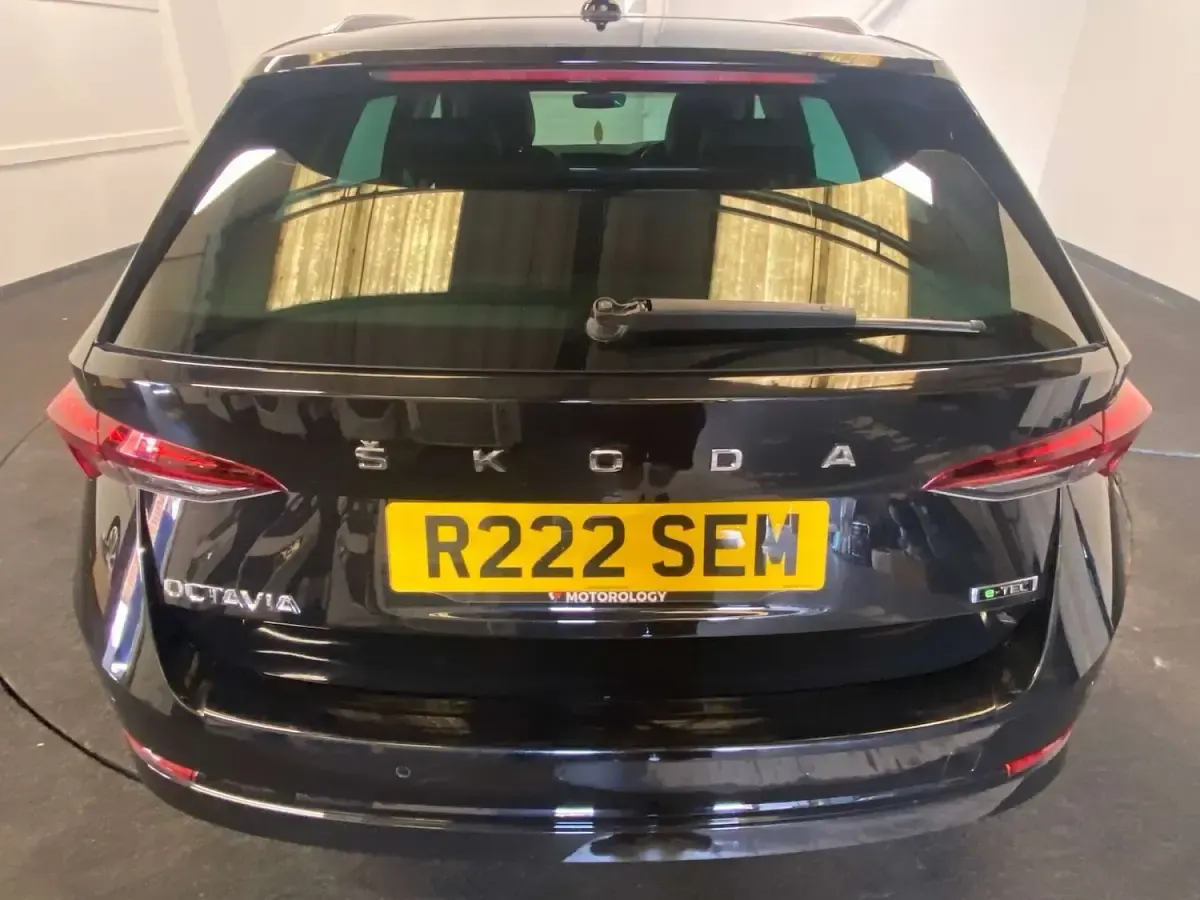 Used Skoda Octavia SE L 150 HP (110 kW) 2024 Black Estate
