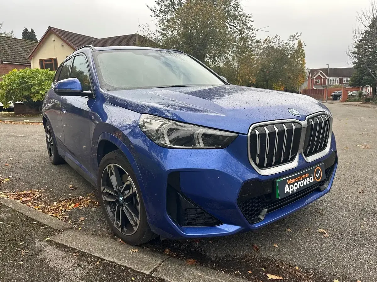 Usado BMW iX M Sport 11 kW (15 CV) 2023 Azul SUV
