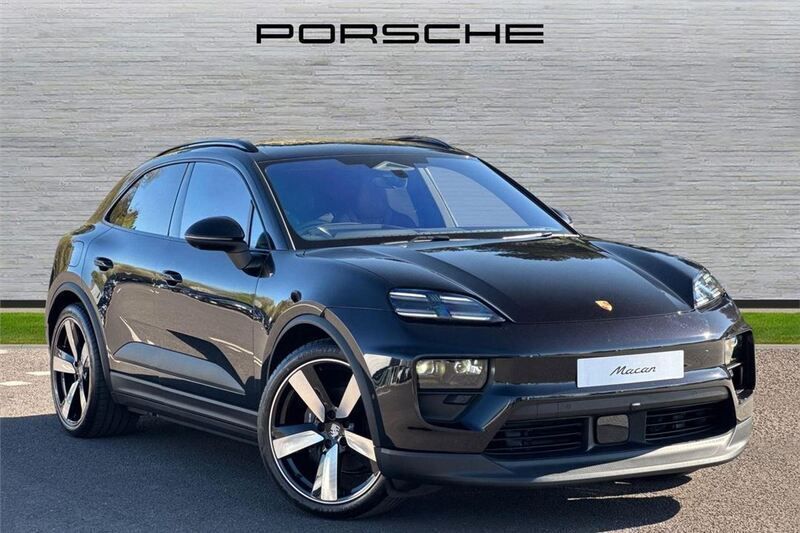 Black New 2025 Porsche Macan SUV | £80,990 (Fair price) - Image 1/4