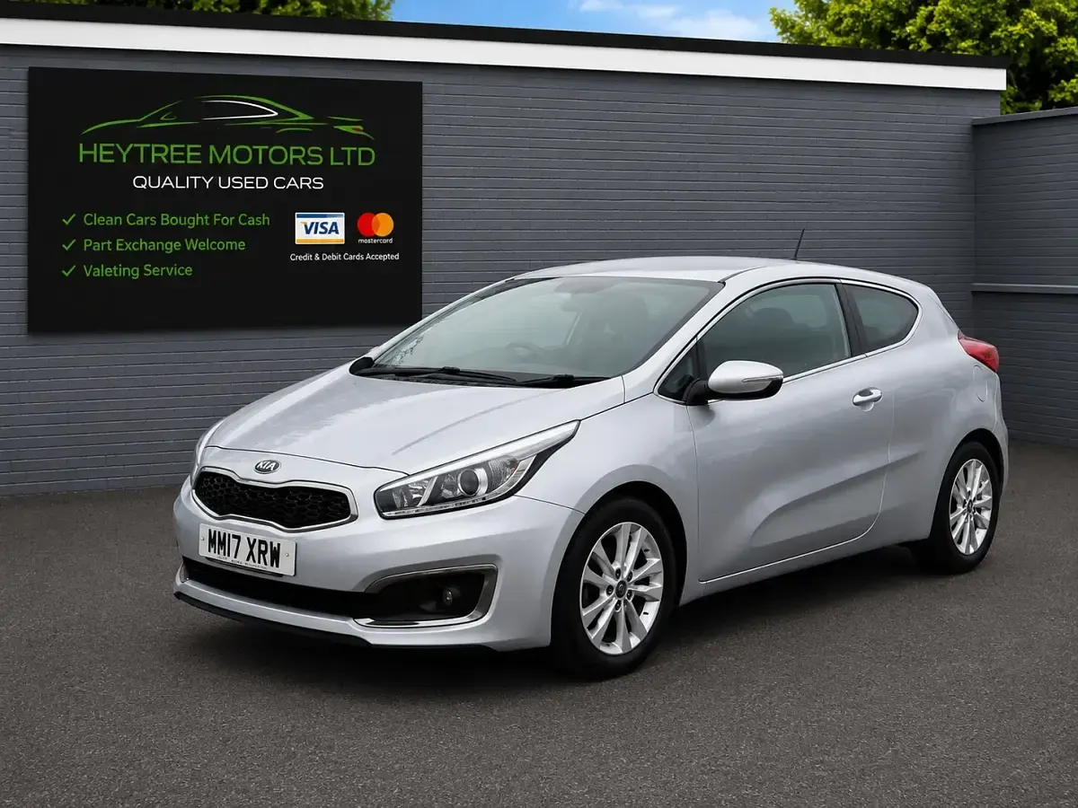 Used Kia ProCeed 2017 Silver Hatchback