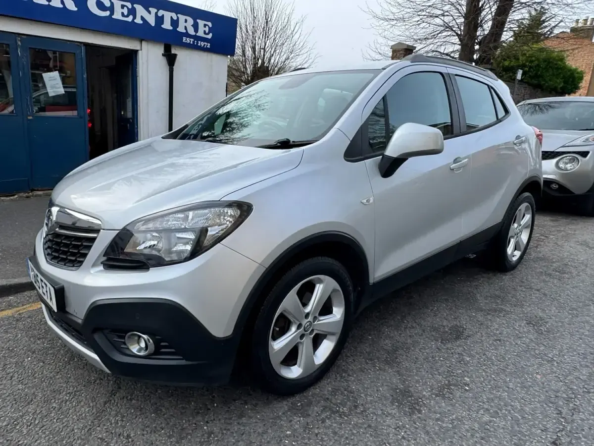 Usata Vauxhall Mokka 140 CV (102 kW) 2015 Argento SUV