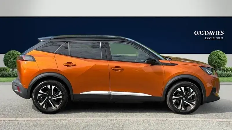 Used Peugeot e-2008 GT 100 kW (136 HP) 2021 Orange SUV