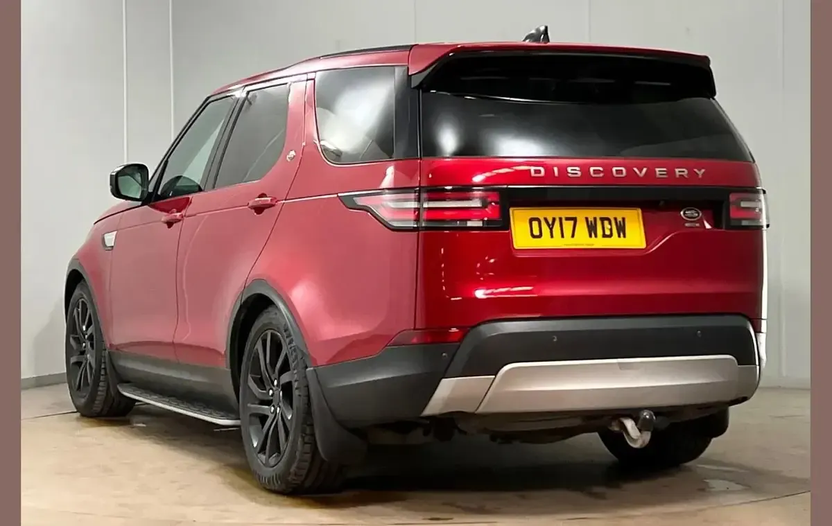 Used Land Rover Discovery HSE 237 HP (174 kW) 2017 Red SUV