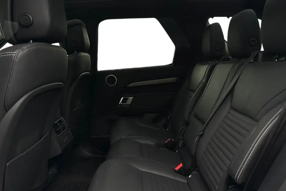 Used Land Rover Discovery 5 HSE Dynamic 2024 Grey SUV
