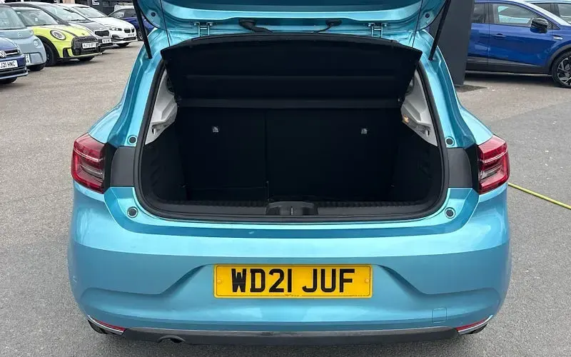 Usado Renault Clio V Play 101 CV (74 kW) 2020 Utilitario