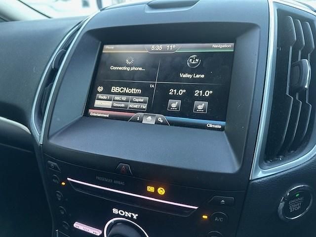 Used Ford S-MAX Titanium 180 HP (132 kW) 2016 Blue MPV